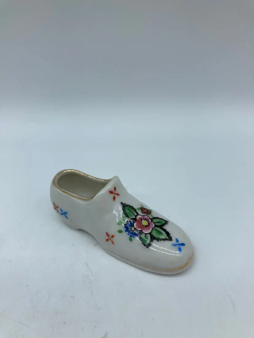 Vtg H. Kato Japan Miniature Ceramic Porcelain Floral Shoe