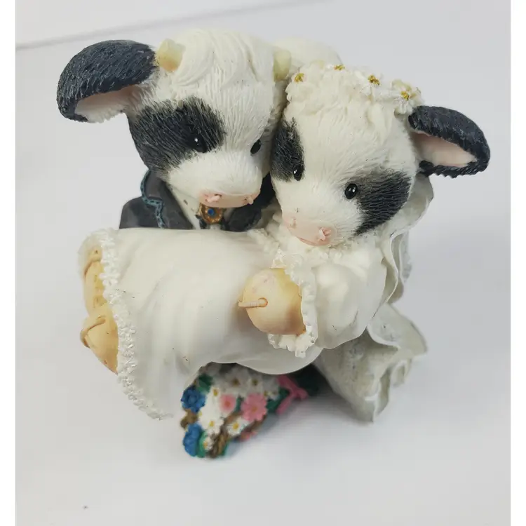 02. Mary’s Moo Moos- “I’ll Never Love An-Udder!” 1995 Enesco Bride and Groom