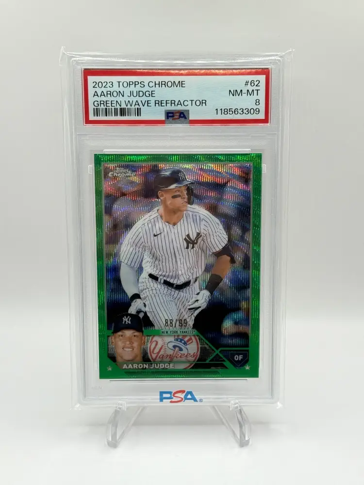 2023 Topps Chrome Aaron Judge Green Wave Refractor /99 PSA 8 Yankees