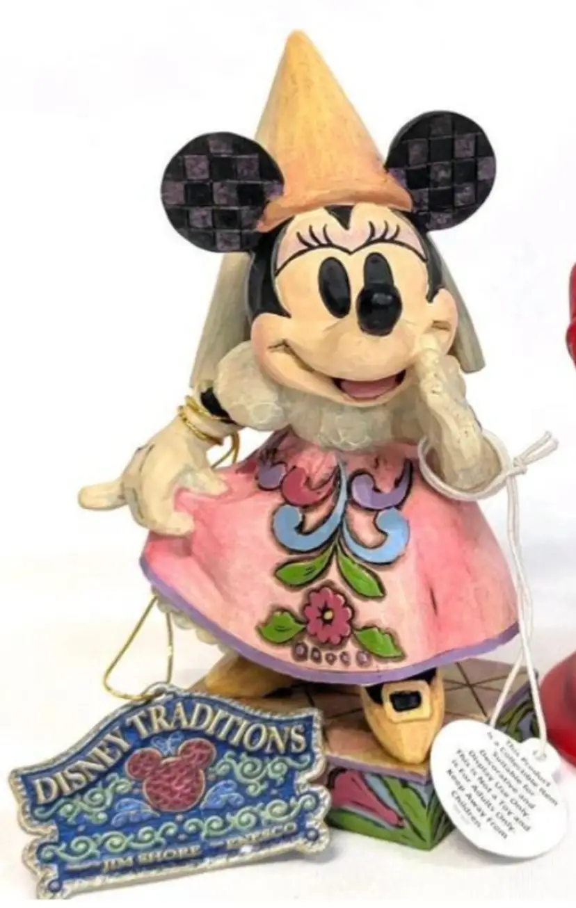 Disney Jim Shore Minnie Mouse 'Demure and Sweet' Figurine