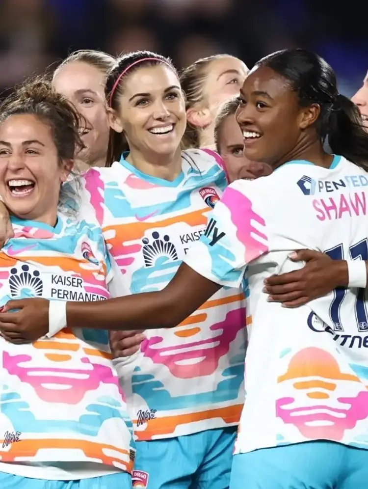 AM13 San Diego Wave STADIUM RIPS