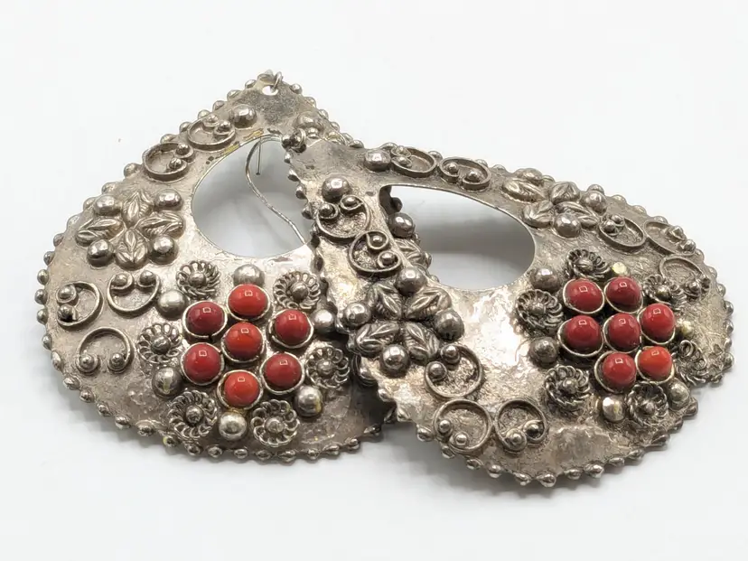 Southwest Silver Tone Tear Drop Red Stone Pierced Earrings