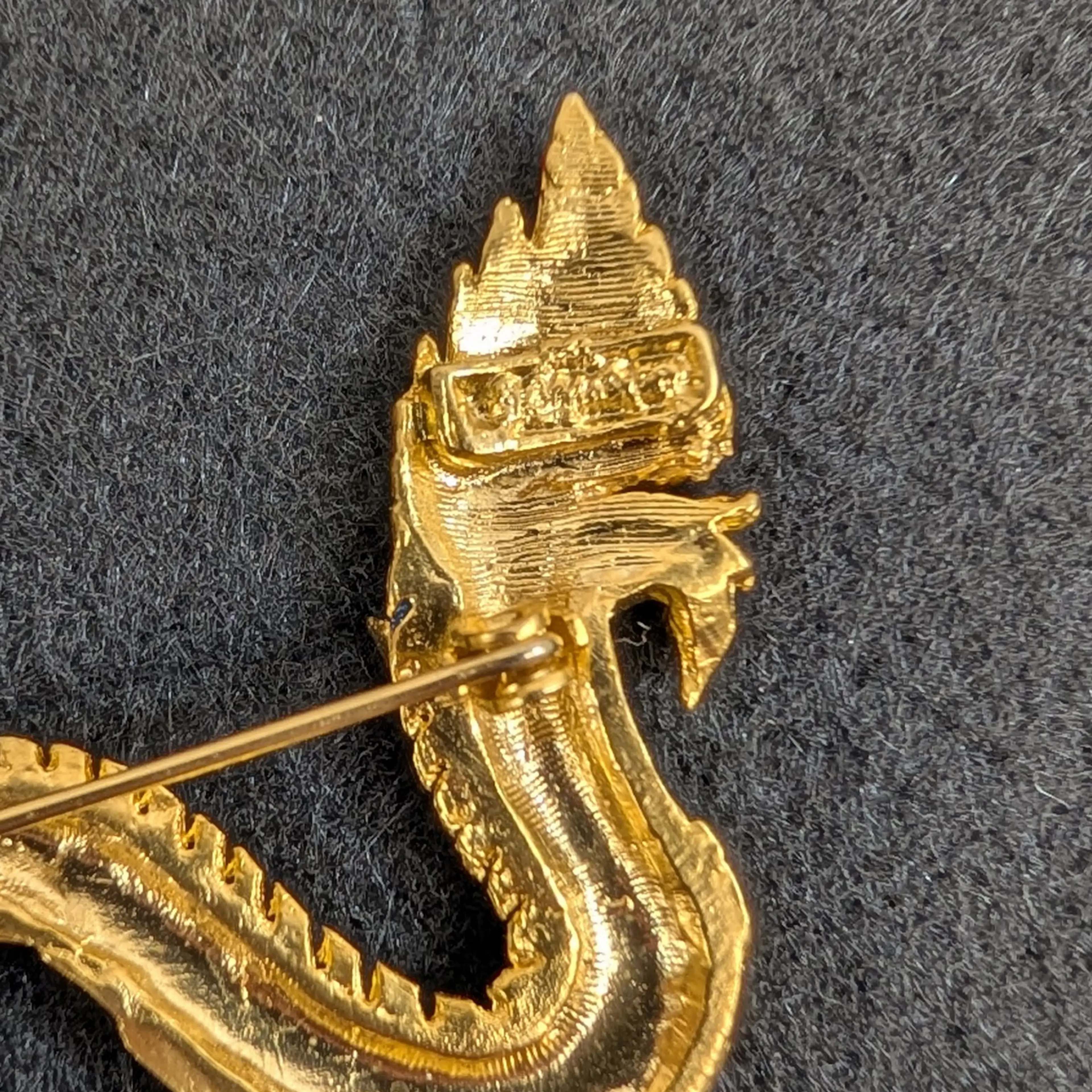 Image 4 of 6