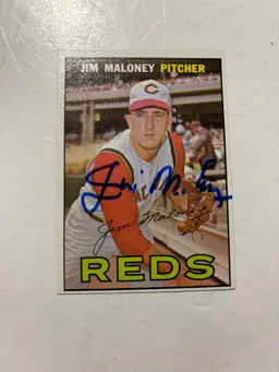 Jim Maloney - 1967 Topps #80 Signed Cincinnati Reds