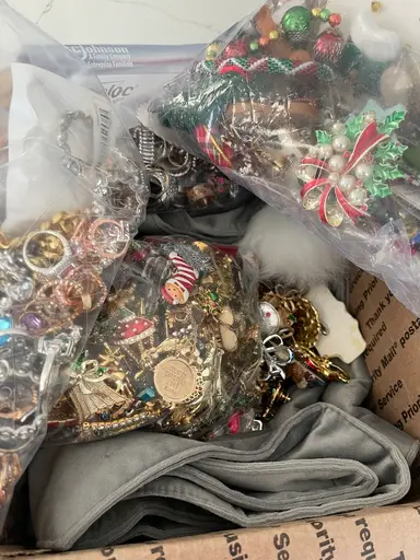 🎄💍CHRISTMAS JEWELRY ROUND #2-COME HANG WITH US💍🎄