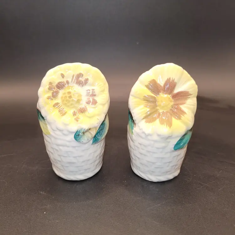 Vintage Japan yellow flower ceramic salt & pepper shakers