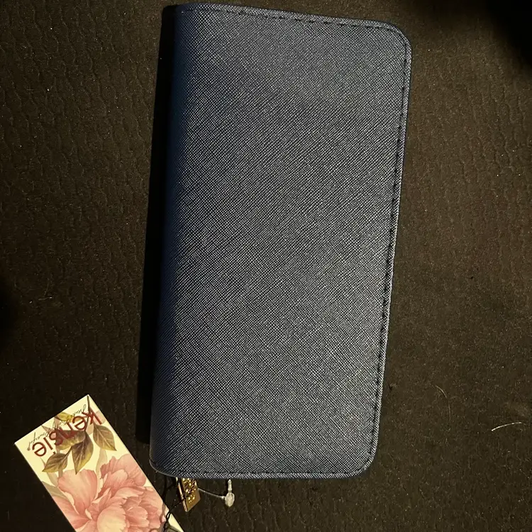Kensie Navy Long Wallet NWT
