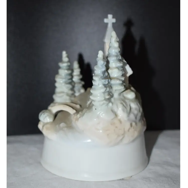 Vintage Music Box Plays "Amazing Grace"