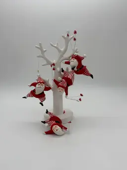 Lot Of 4 Vtg. Flying Santa With Peppermint Balloons Christmas Ornaments & Coral Stand