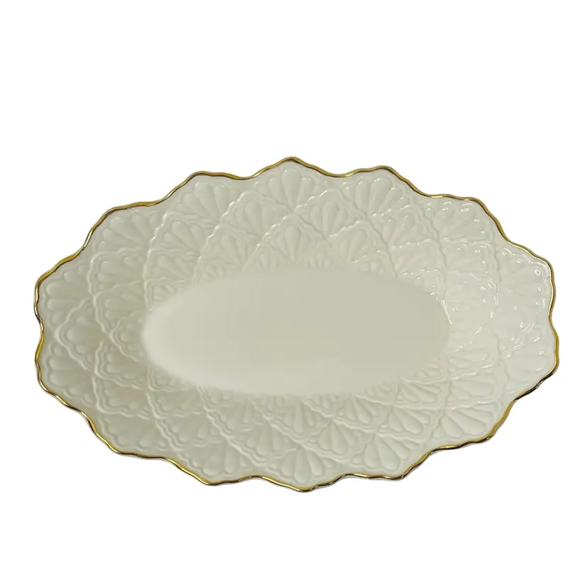 Lenox Jacquard Ivory Fluted Oval Serving Bowl 24K Gold
9.75” L x 6” W