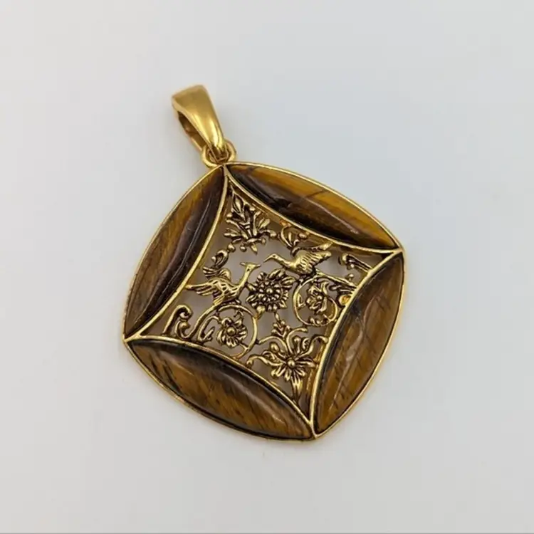 Beautiful Vintage Joan Rivers Gold Tone Tiger's Eye Birds Motifs Pendant Signed