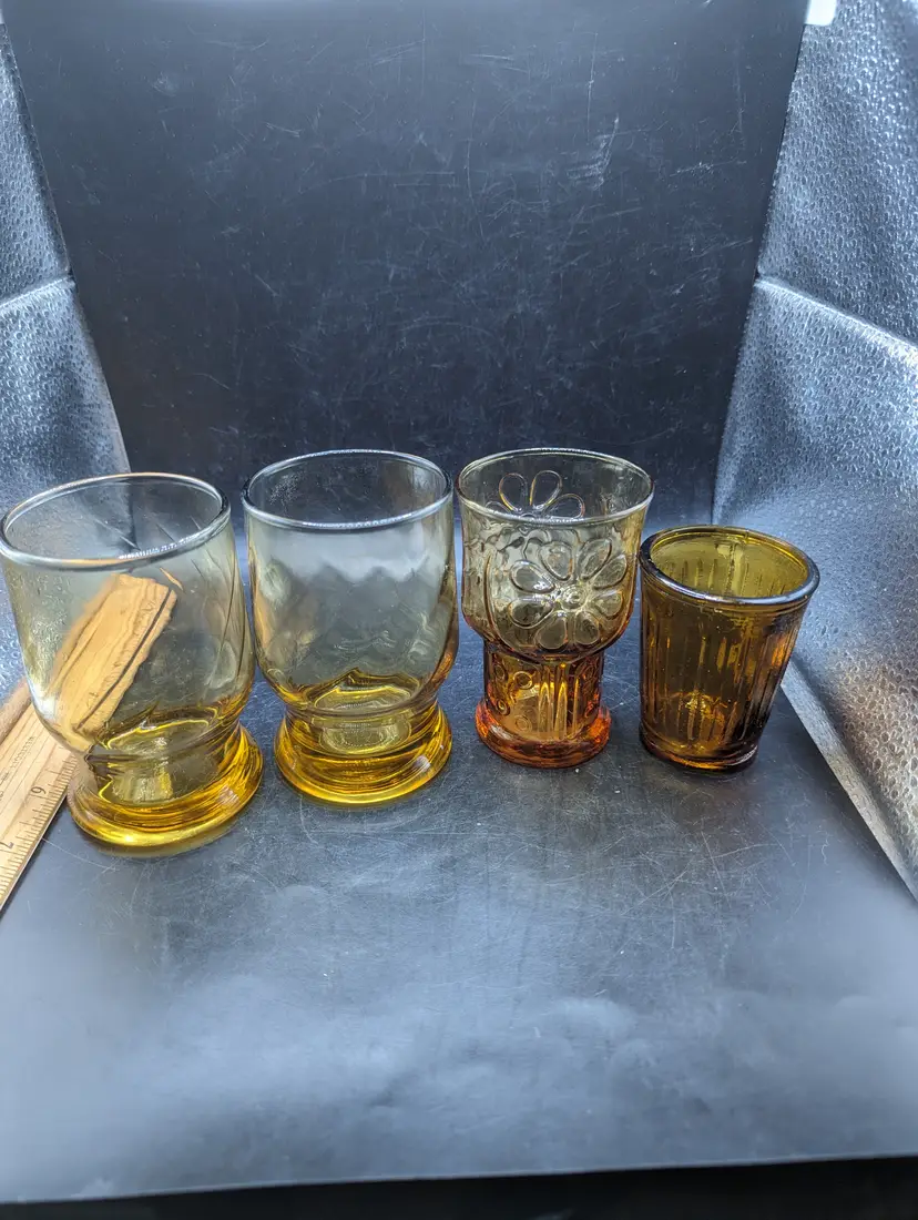 Vintage Lot of 4 Amber Glasses- Two Anchor Hocking
