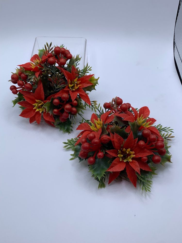 Christmas poinsettia candle holders. Set of 2. Made in Hong Kong.