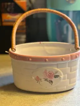 Ceramic basket with rattan handle by Pfaltzgraff, Tea Rose pattern.