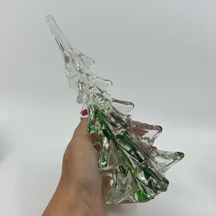 Beautiful Art Glass Evergreen 🌲 Tree 8.5”