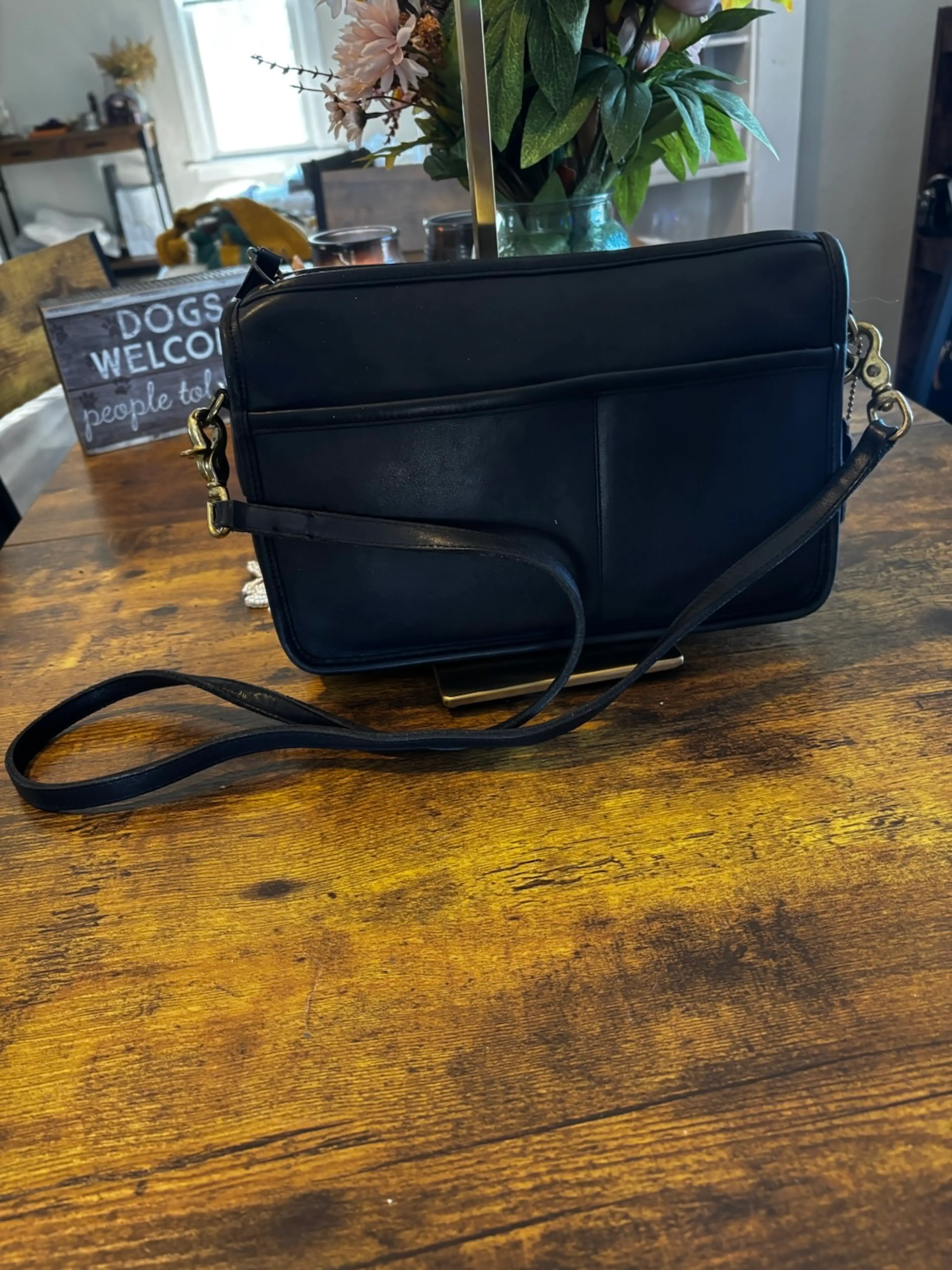 Vintage Coach Companion Black Leather Crossbody