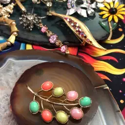 #79 - Peacock Jewels