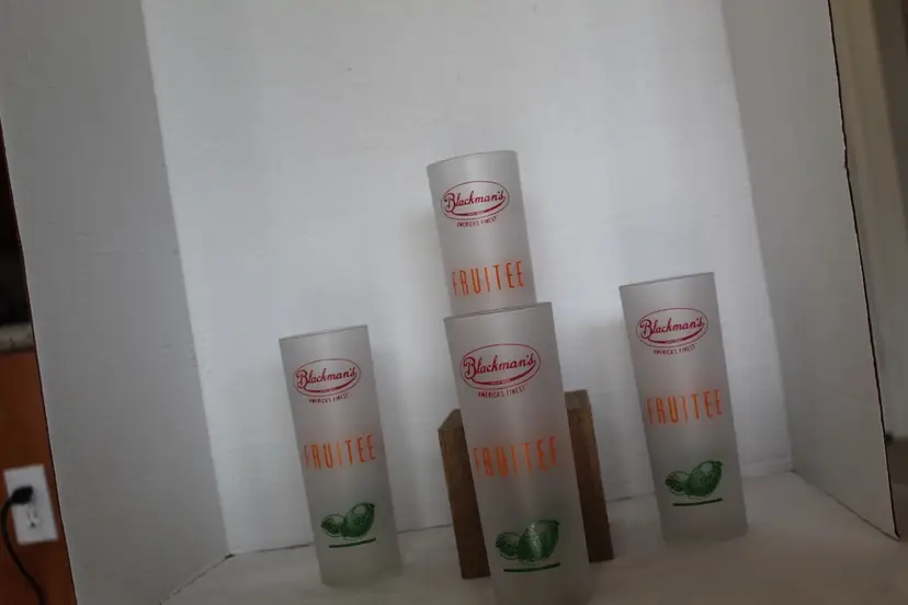 4 Vintage Blackman’s Fruitee Syrup Frosted Zombie Glasses Federal MCM Barware