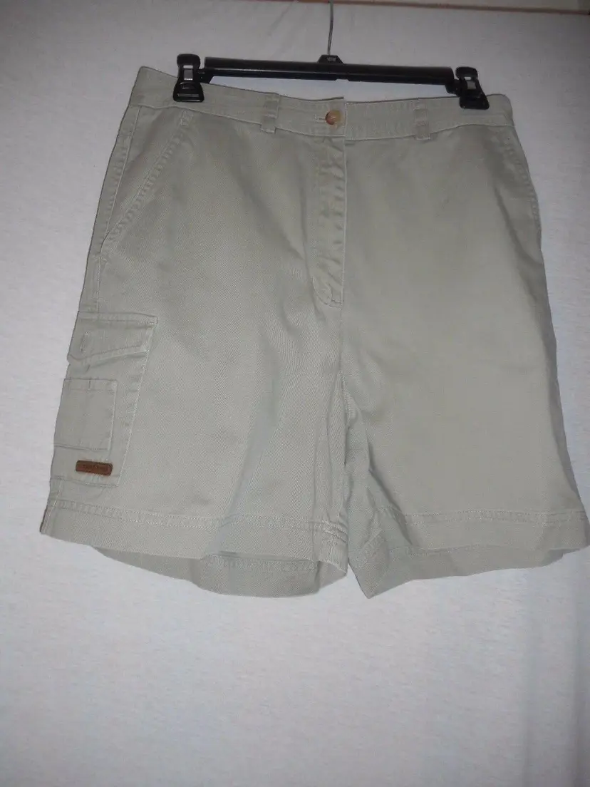 Vintage Lauren Ralph Lauren Size 8 Shorts Beigey Green 100% cotton
