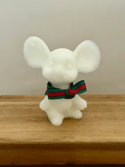 Fenton Milk Glass Mouse Green & White Bow