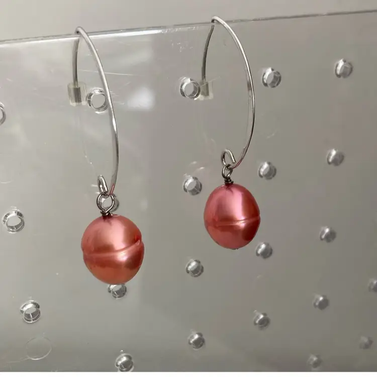 Vintage Honora 10 mm Pink Ringed Pearls Earrings On Sterling Silver Hooks
