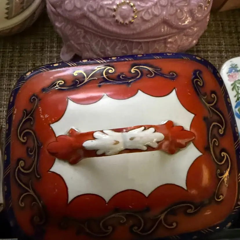 Vintage Trinket Box Soap Dish