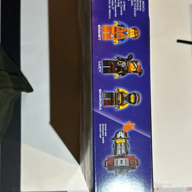 Lego Movie 2 Emmett And Lucy Escape Buggy