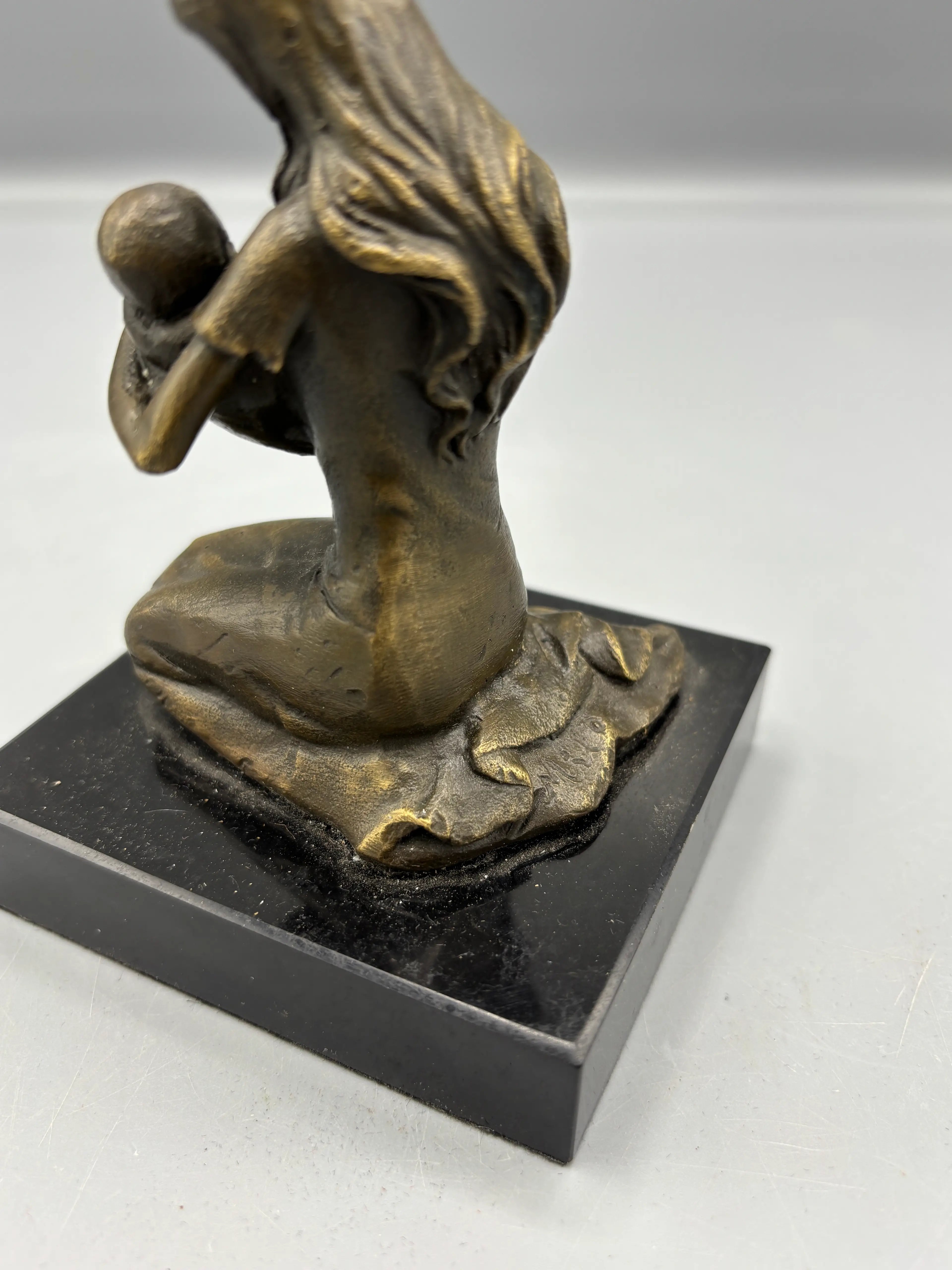 Image 4 of 5