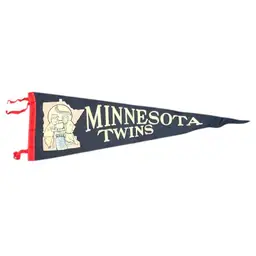27. Vintage 1960's Minnesota Twins 26 Inch Felt Pennant