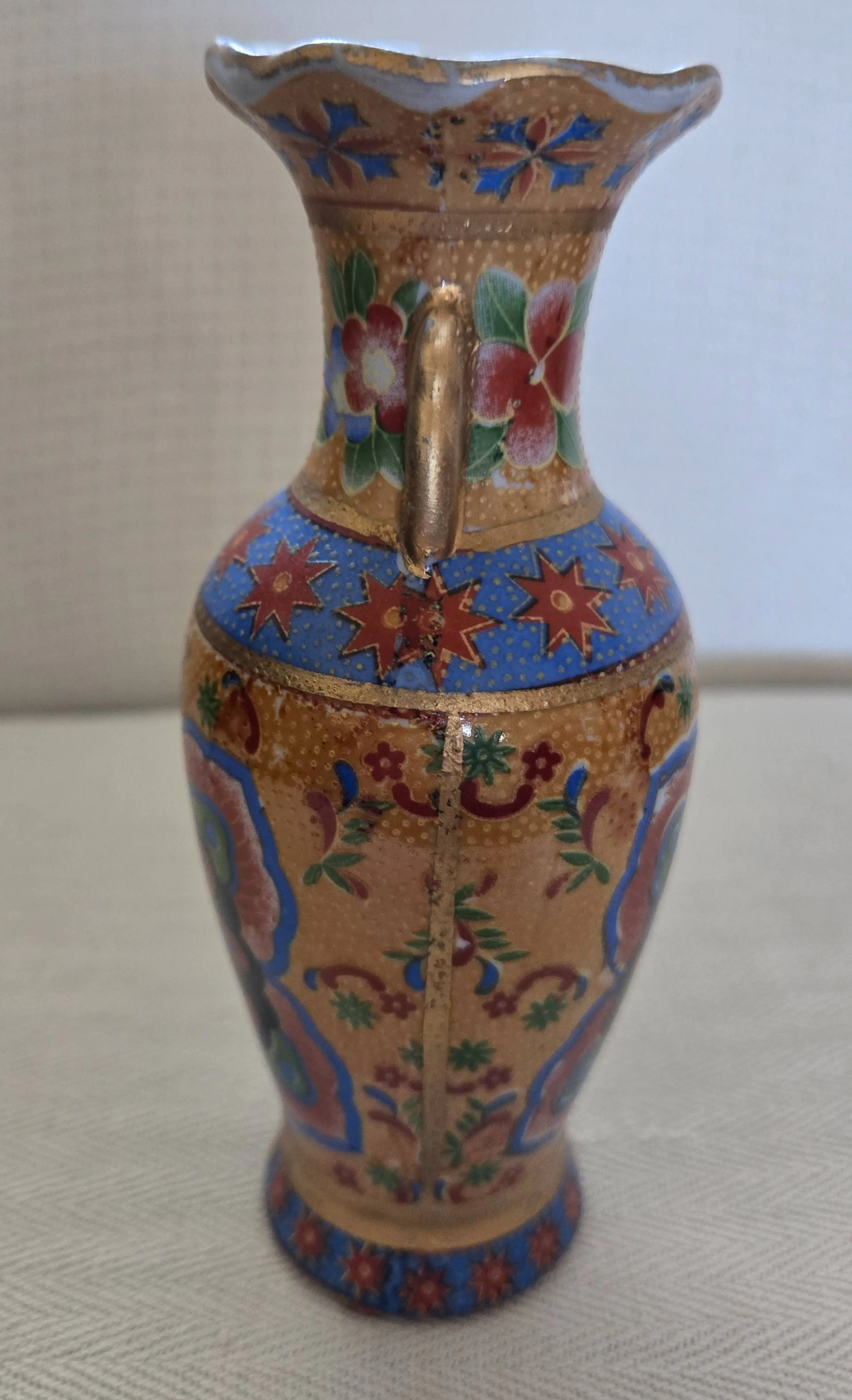 Image 4 of 7