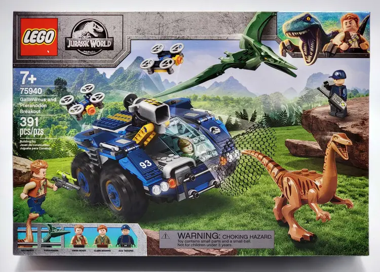 LEGO Jurassic World: Gallimimus and Pteranodon Breakout 75940, sealed set