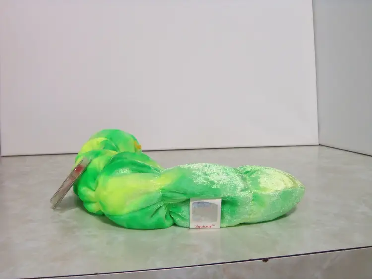 Ty Beanie Baby Squirmy the Worm