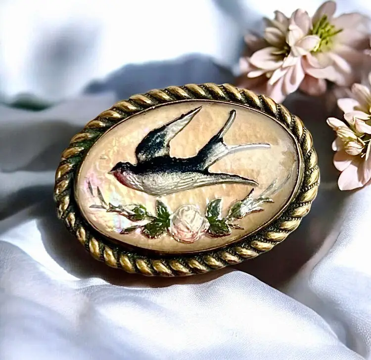 Stunning Antique Victorian Mourning Brooch