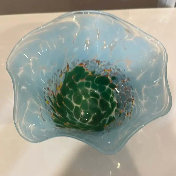 Hand Blown Art Glass Handkerchief Bowl