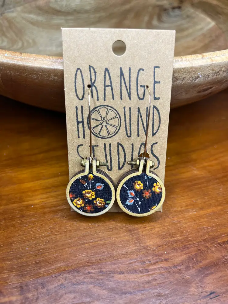 #06 Mini Embroidery Hoop Dangle Earrings - Made by Me!
