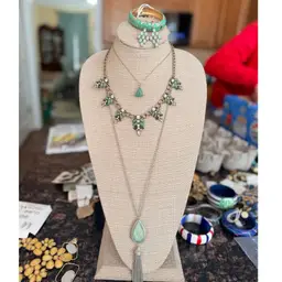 #31 - Jade Tassel Lot