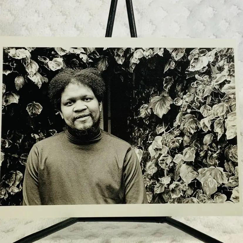 Vintage Postcard Black Writers
PHOTOGRAPHS BY JILL KREMENTZ
ISHMAEL REED, Berkeley, Calif., March 22, 1974
Ishmael Reed (b. 1938) has, from his first novel, The Free-Lance Pallbearers (1967), and his first book of poetry, Conjure (1972), been a provocative presence in contemporary writing. His work is filled with tricks of time and typography, voodoo, Egyptian symbolism, satire, and invective. A collection of his best essays, Writin' Is Fightin', was published in 1990.
POMEGRANATE
