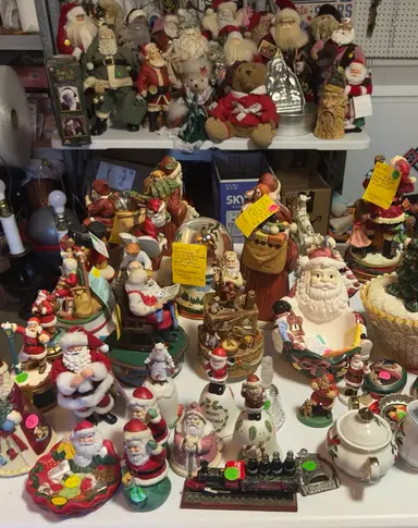 Christmas Ornaments Tons And Tons Starting @Low Prices