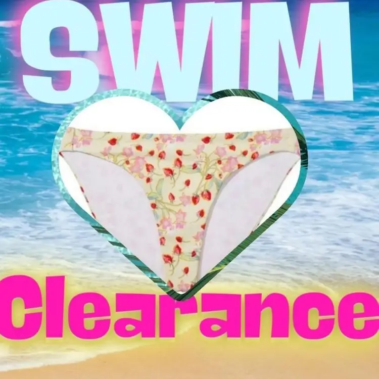 XXL- VICTORIA'S SECRET SWIM Essential Bikini Bottom Strawberry 🍓 💛 NWT