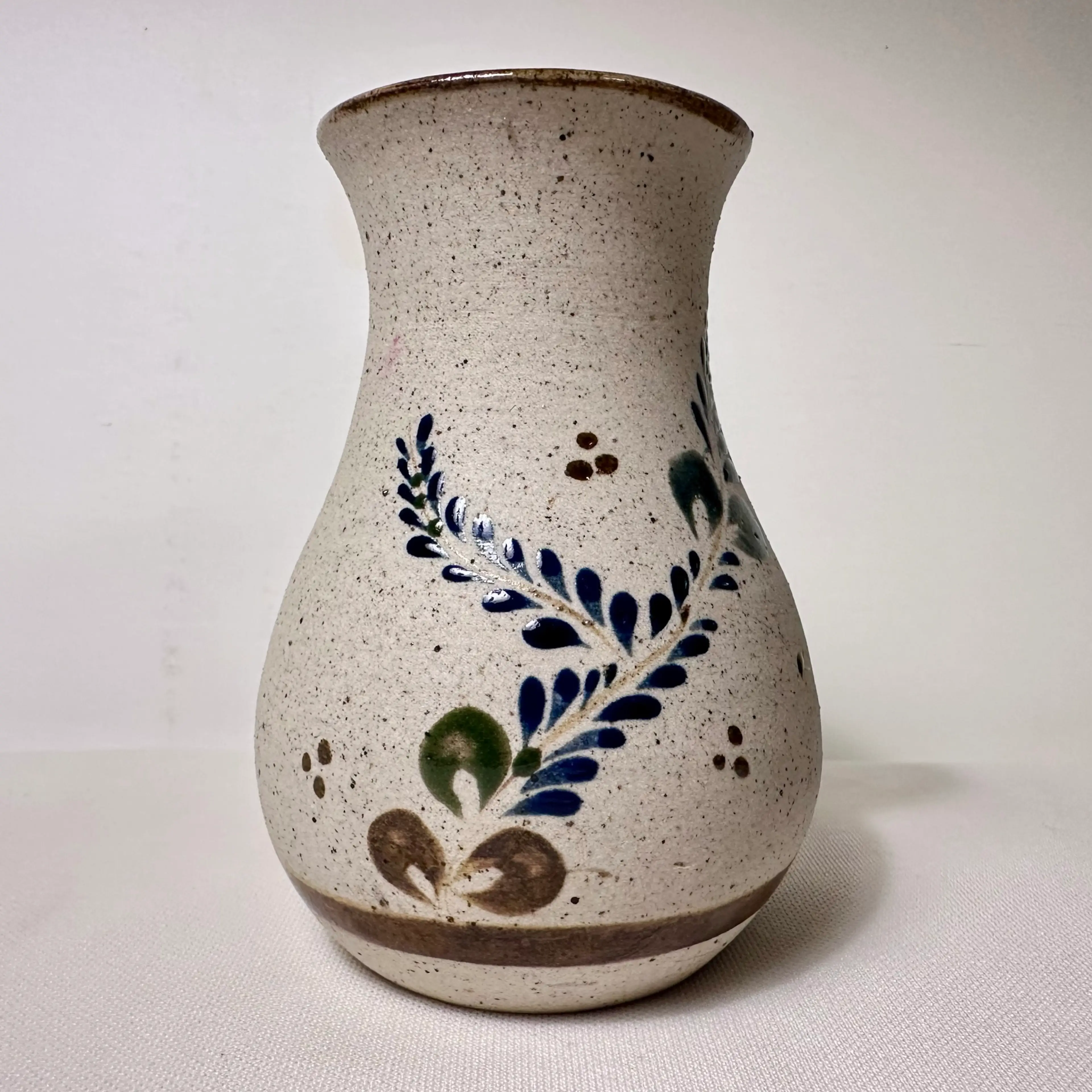 Image 2 of 12