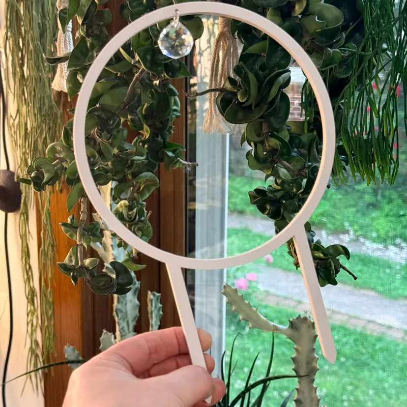 Round 3D Printed Suncatcher Trellis Bone White - 3.5” spacing