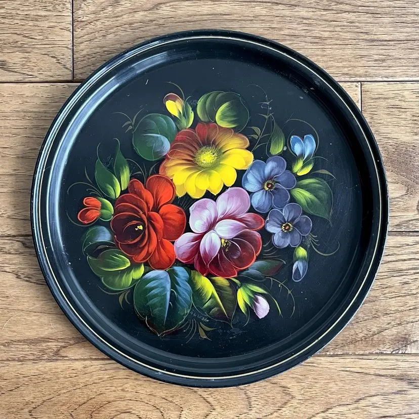 Vintage Russia USSR Enamel Hand Painted Floral Flower Serving Tray Tole 11.5”Vintage Russia USSR Enamel Hand Painted Floral Flower Serving Tray Tole 11.5”