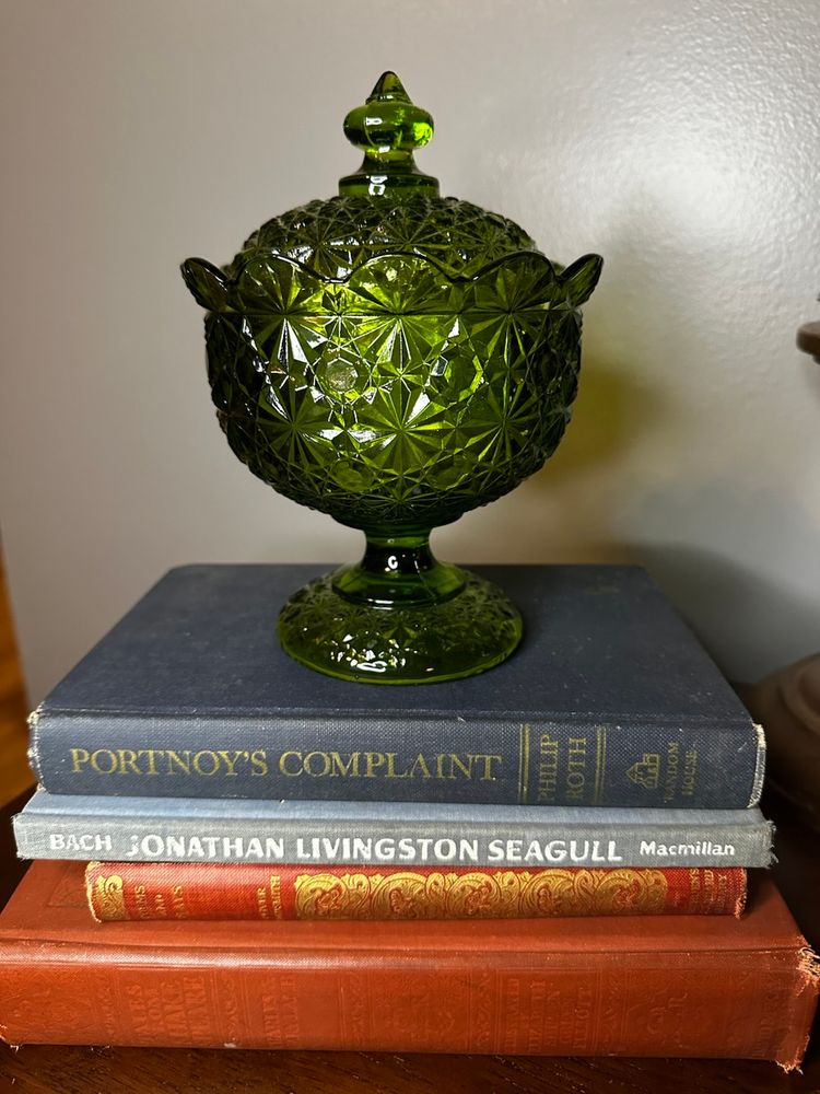 Daisy and Button Green Compote Candy Dish with Lid