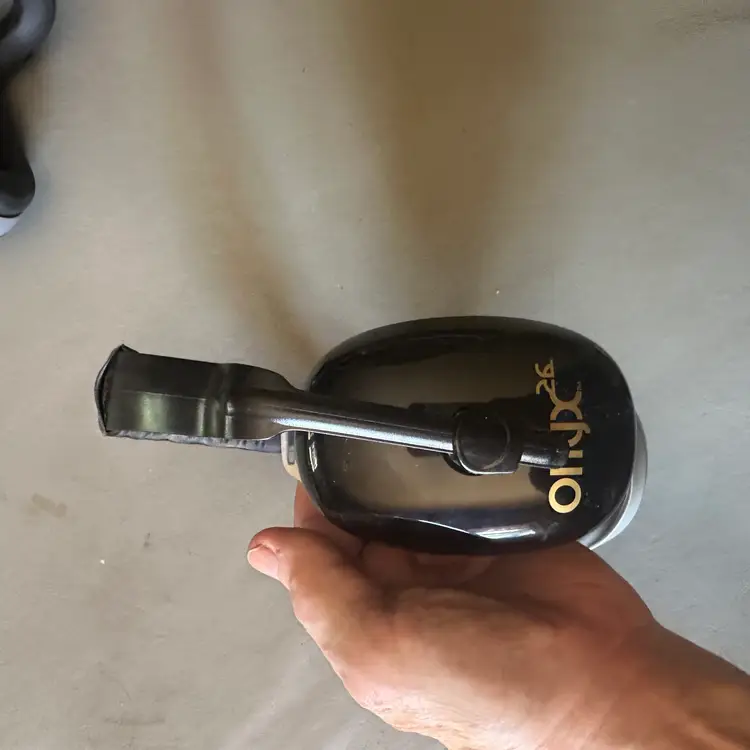 Onyx 26 Hearing Protector head set (29 dB)  Near New Condition