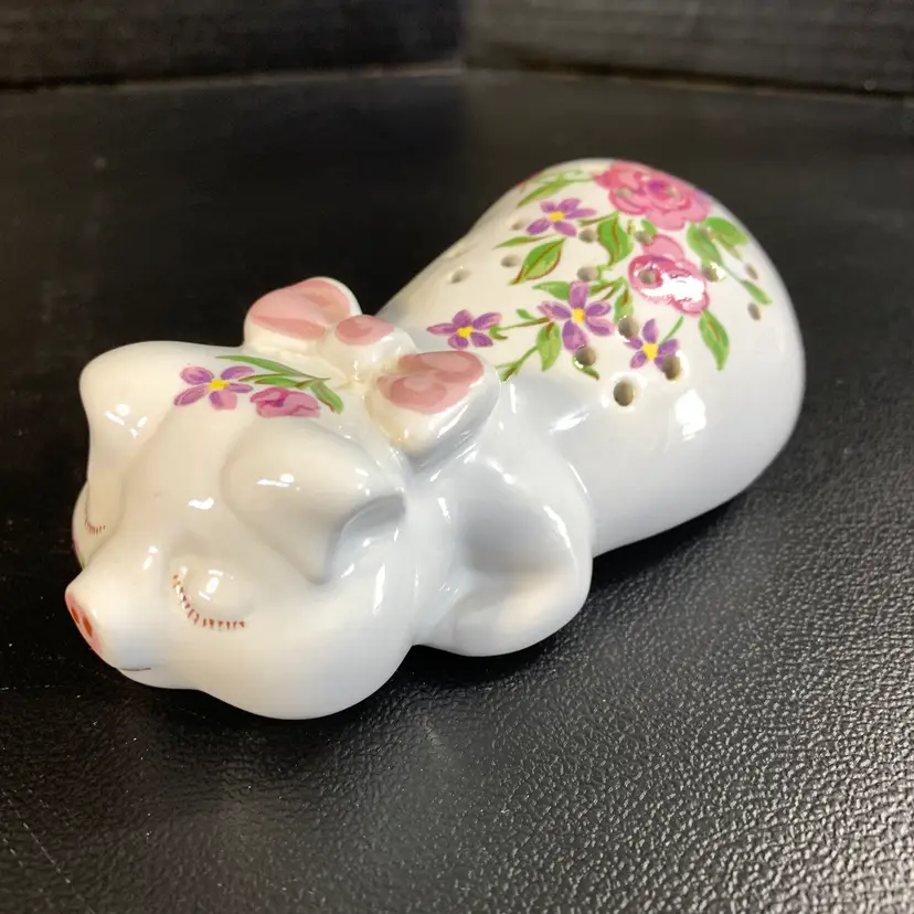 Ceramarte Pig Pomander