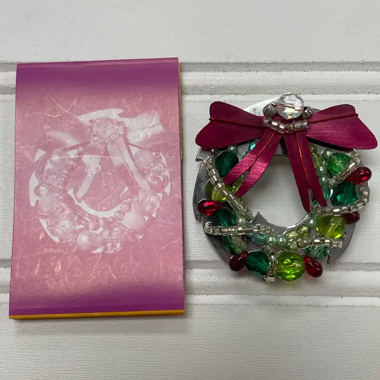 Liztech Christmas Wreath Hand-Crafted Brooch