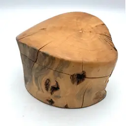 07 - Vintage Handcrafted Wood Live Edge Trinket Box By Artist Michael Moss 5/01.