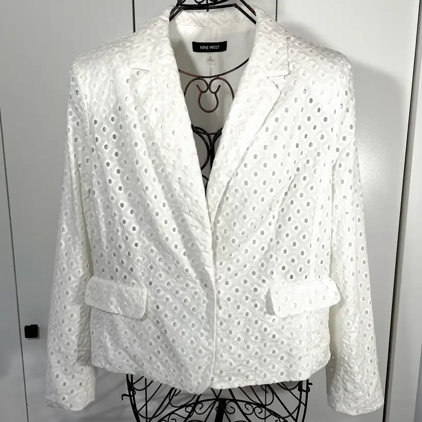 Nine West Eyelet Jacket Size 16 White Blazer