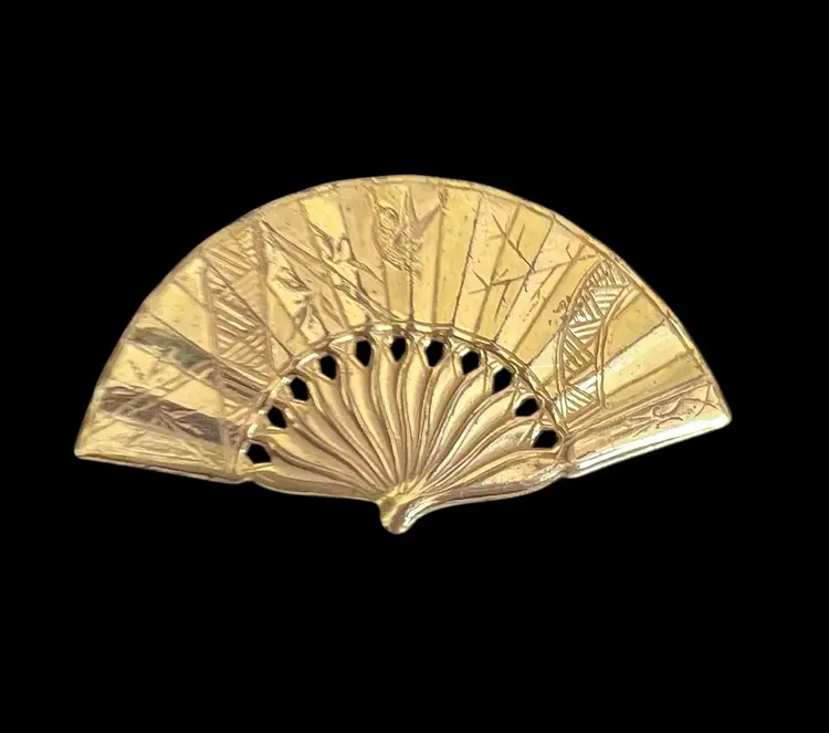 Signed Vintage Miriam Haskell Gold Tone Etched Open Fan Brooch #A-2