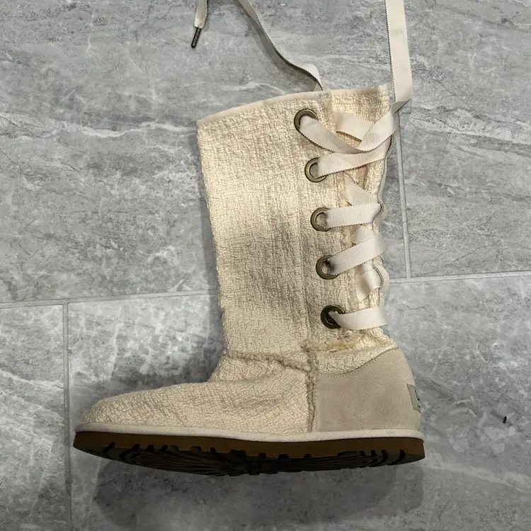 Ugg Australia 1000693 Heirloom Lace Up Cream Ivory Heirloom Boots Women US 7